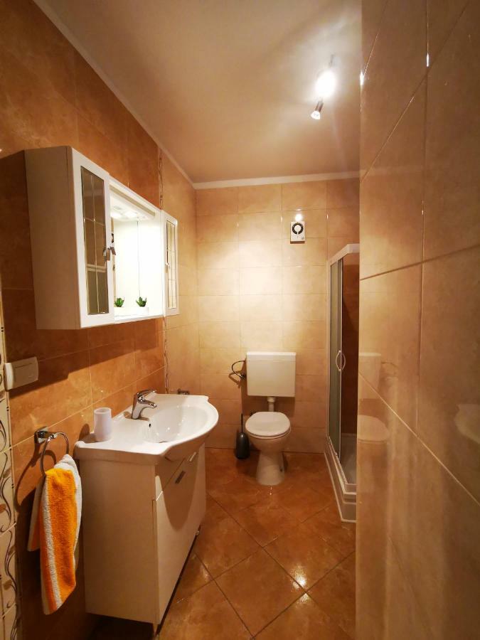 Apartmani Franciska Раб Экстерьер фото