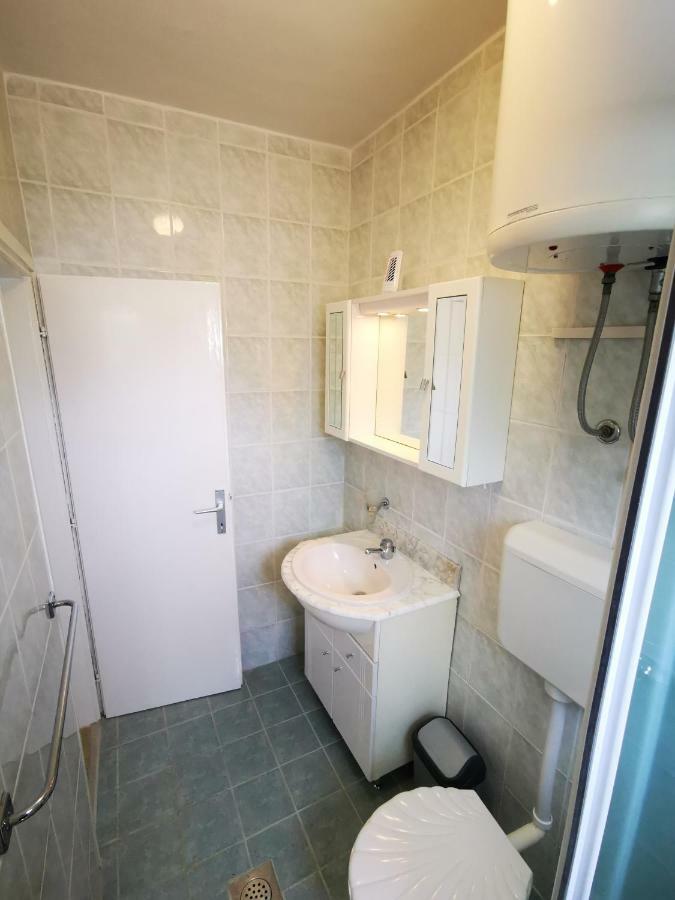 Apartmani Franciska Раб Экстерьер фото